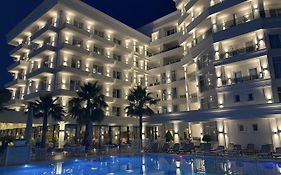 Klajdi Resort